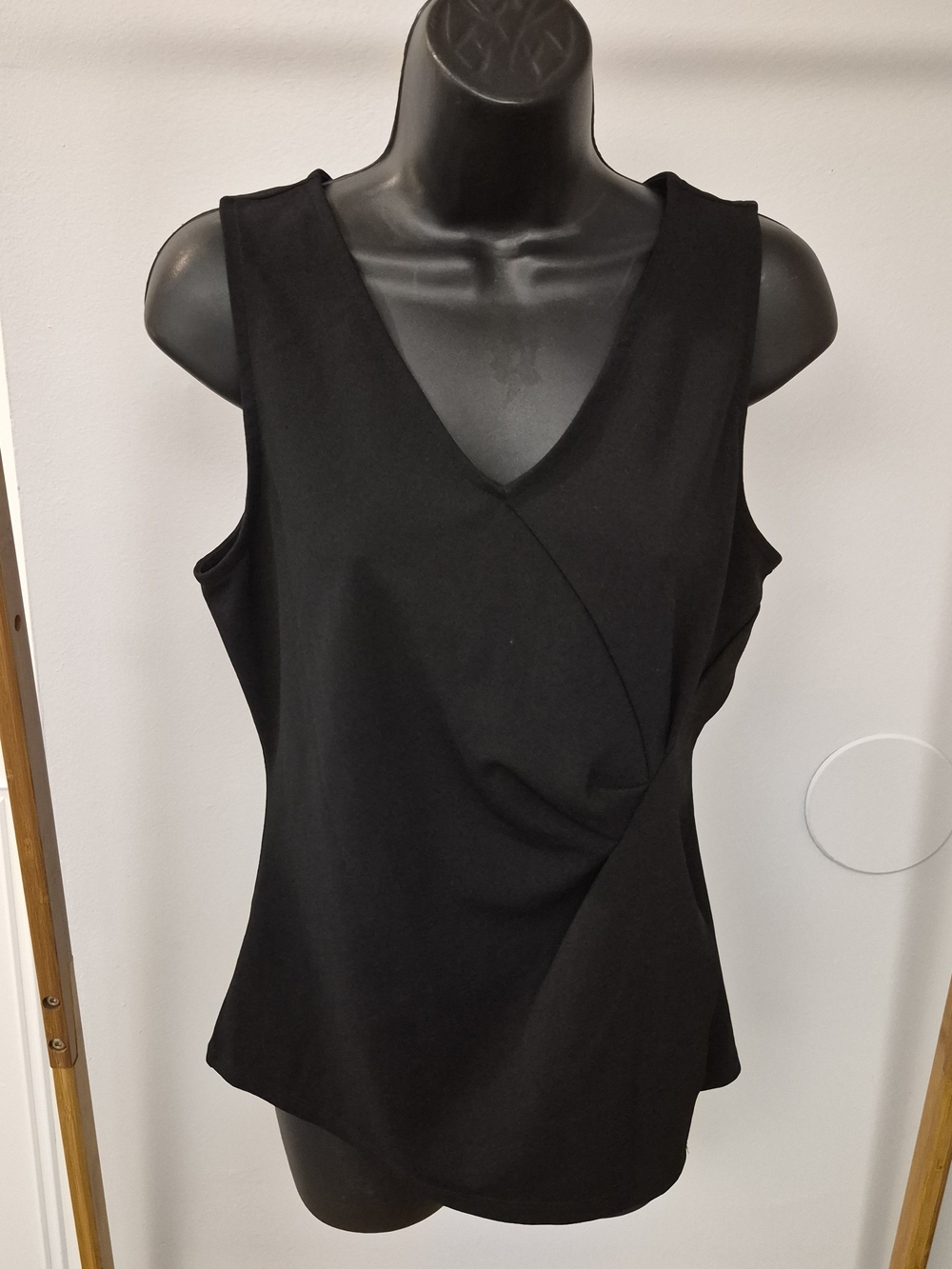 Black Sleeveless V-Neck Top By Painted Heart